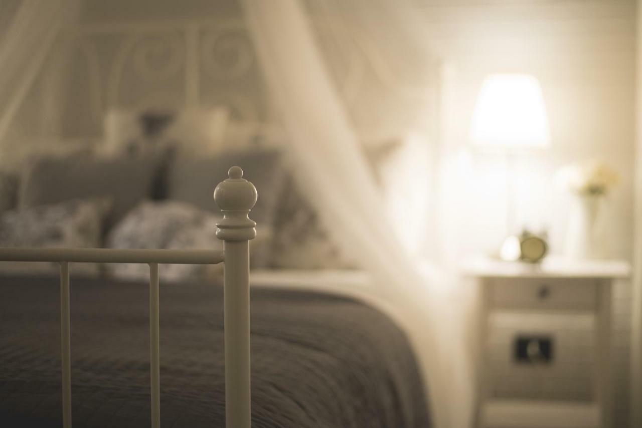 Elegant B&B - Il Vicolo Storico Salerno Eksteriør billede