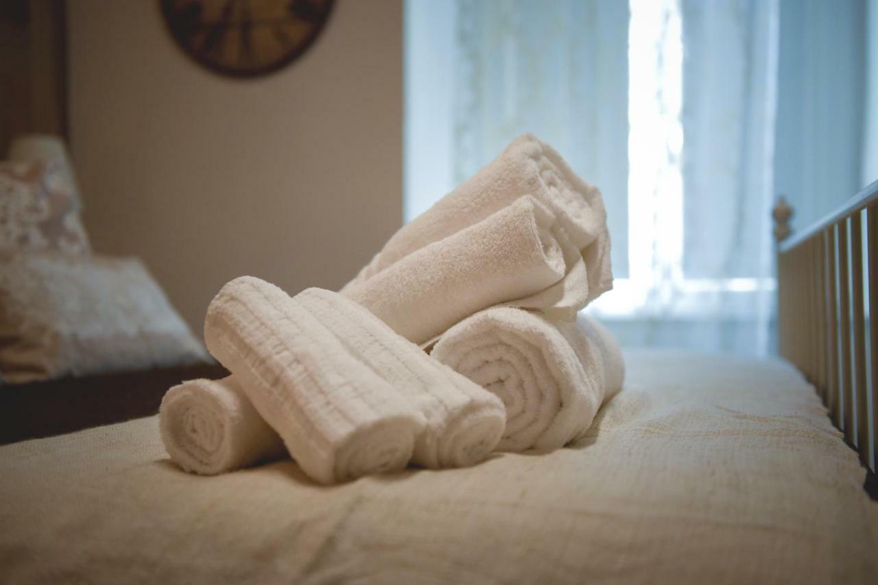 Elegant B&B - Il Vicolo Storico Salerno Eksteriør billede
